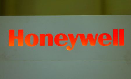 tagreuters.com2022binary_LYNXMPEIBI0N8-VIEWIMAGE
